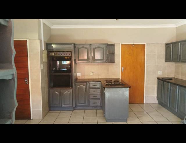 4 BEDROOM HOUSE FOR SALE IN KILNER PARK
